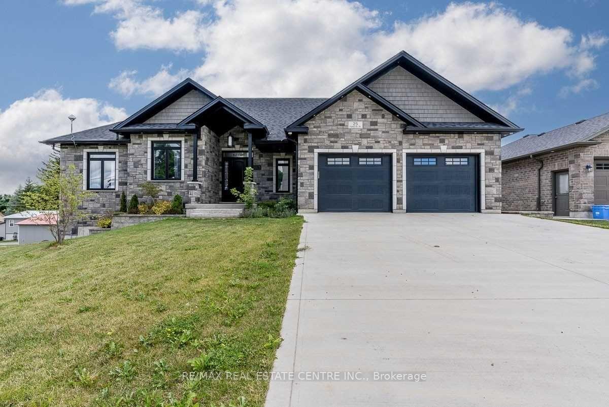 Photo 1 of 25 Nelson Street, Minto — HOMEH