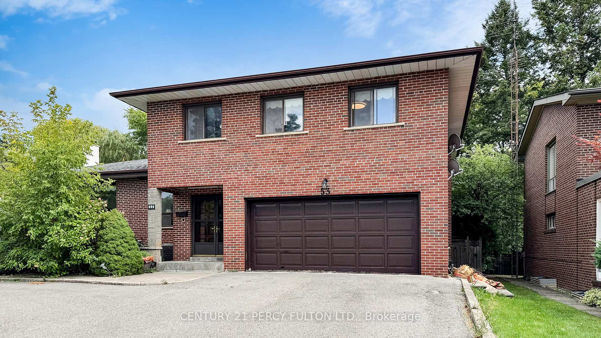 Photo 2 of 53 Poinsetta Drive, Markham, Bayview Glen — HOMEH