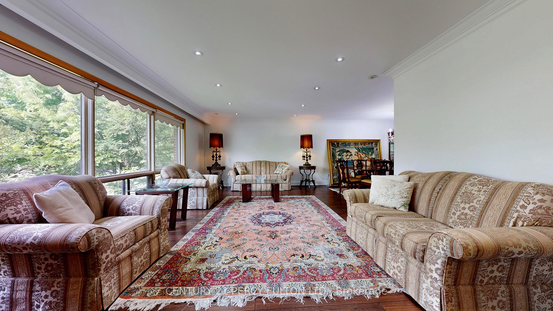 Photo 7 of 53 Poinsetta Drive, Markham, Bayview Glen — HOMEH