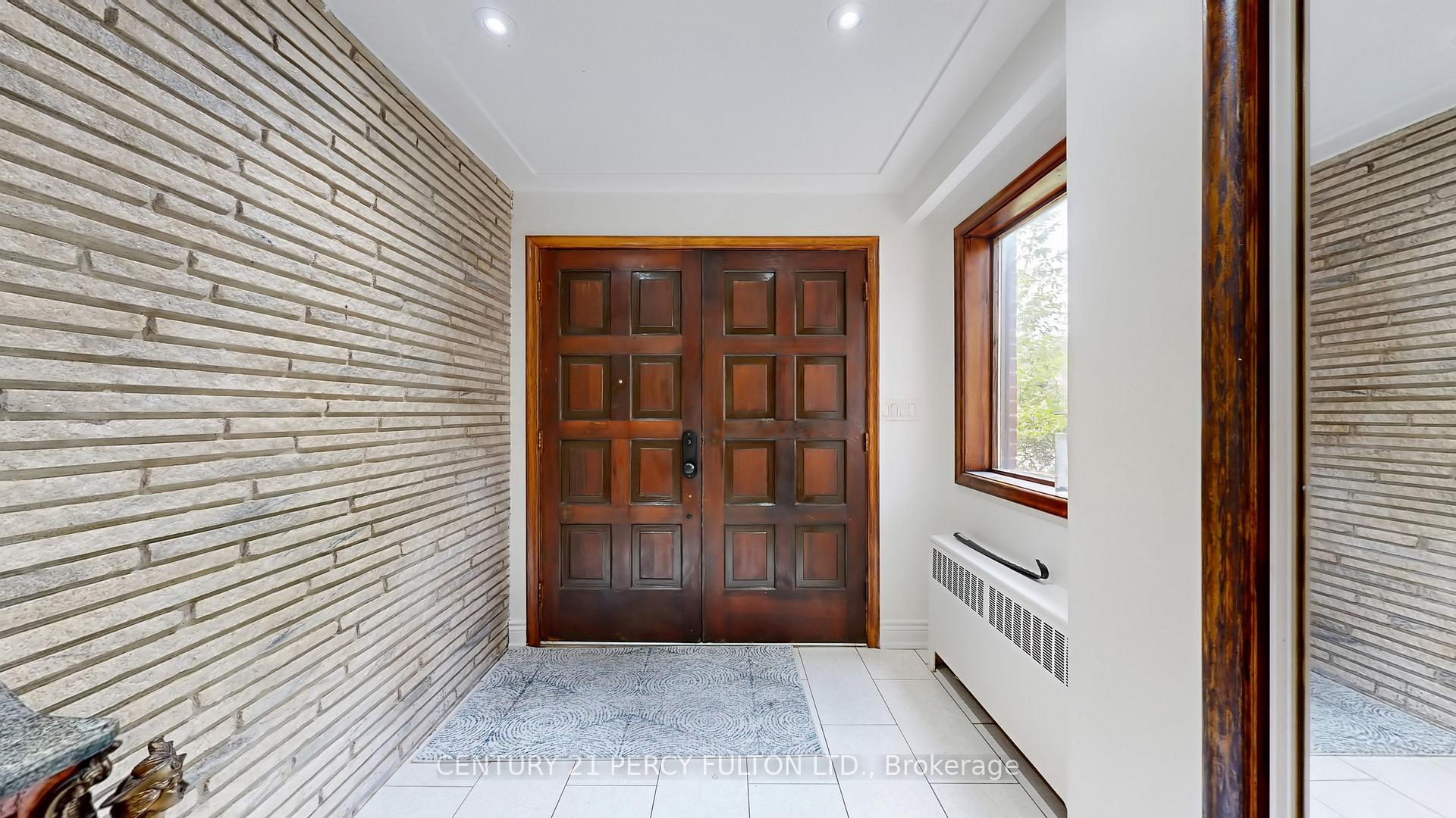Photo 23 of 53 Poinsetta Drive, Markham, Bayview Glen — HOMEH