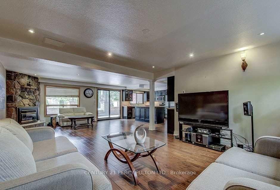 Photo 43 of 53 Poinsetta Drive, Markham, Bayview Glen — HOMEH