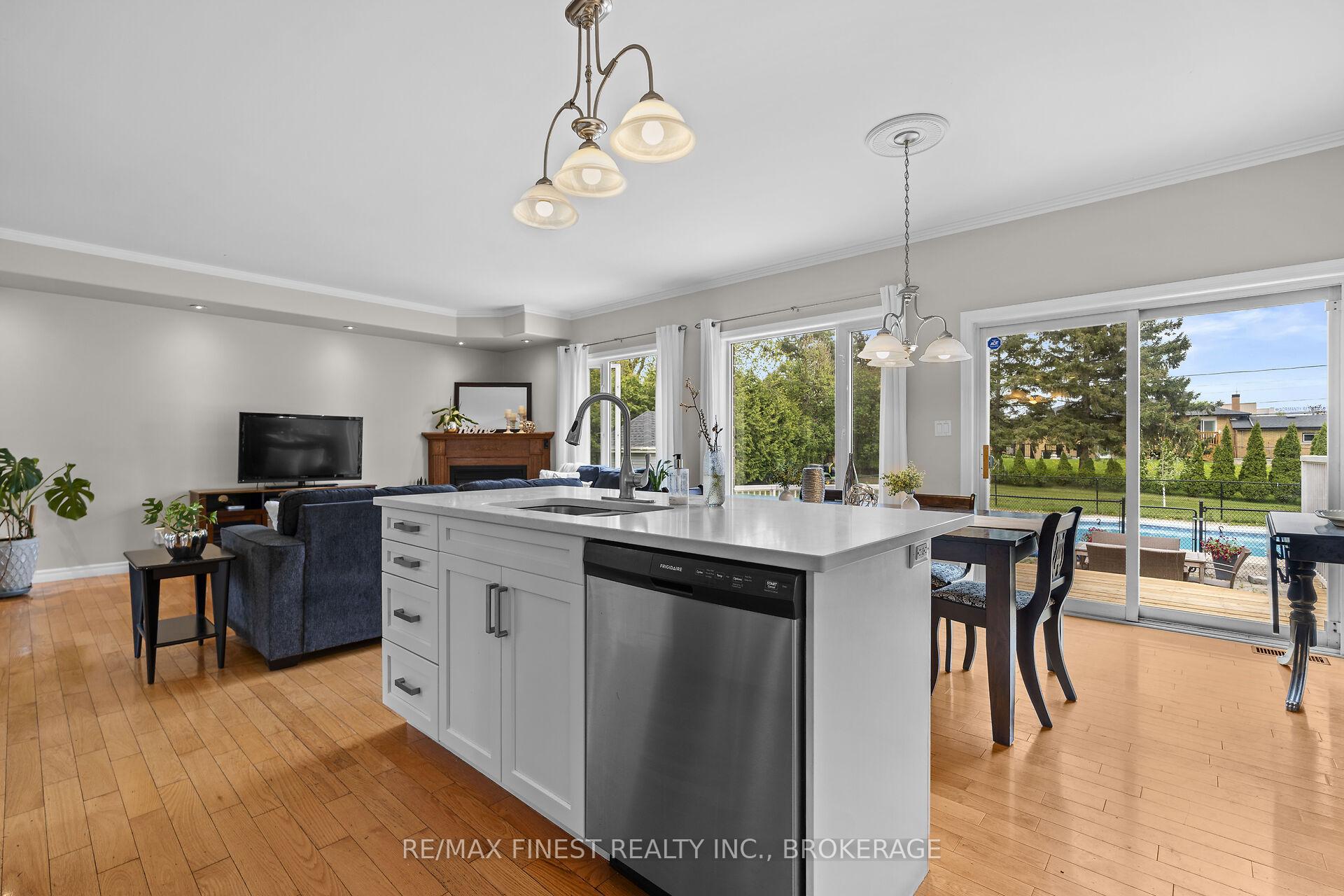 Photo 15 of 19 Dalgleish Avenue, Kingston, Kingston East (Incl Barret Crt) — HOMEH
