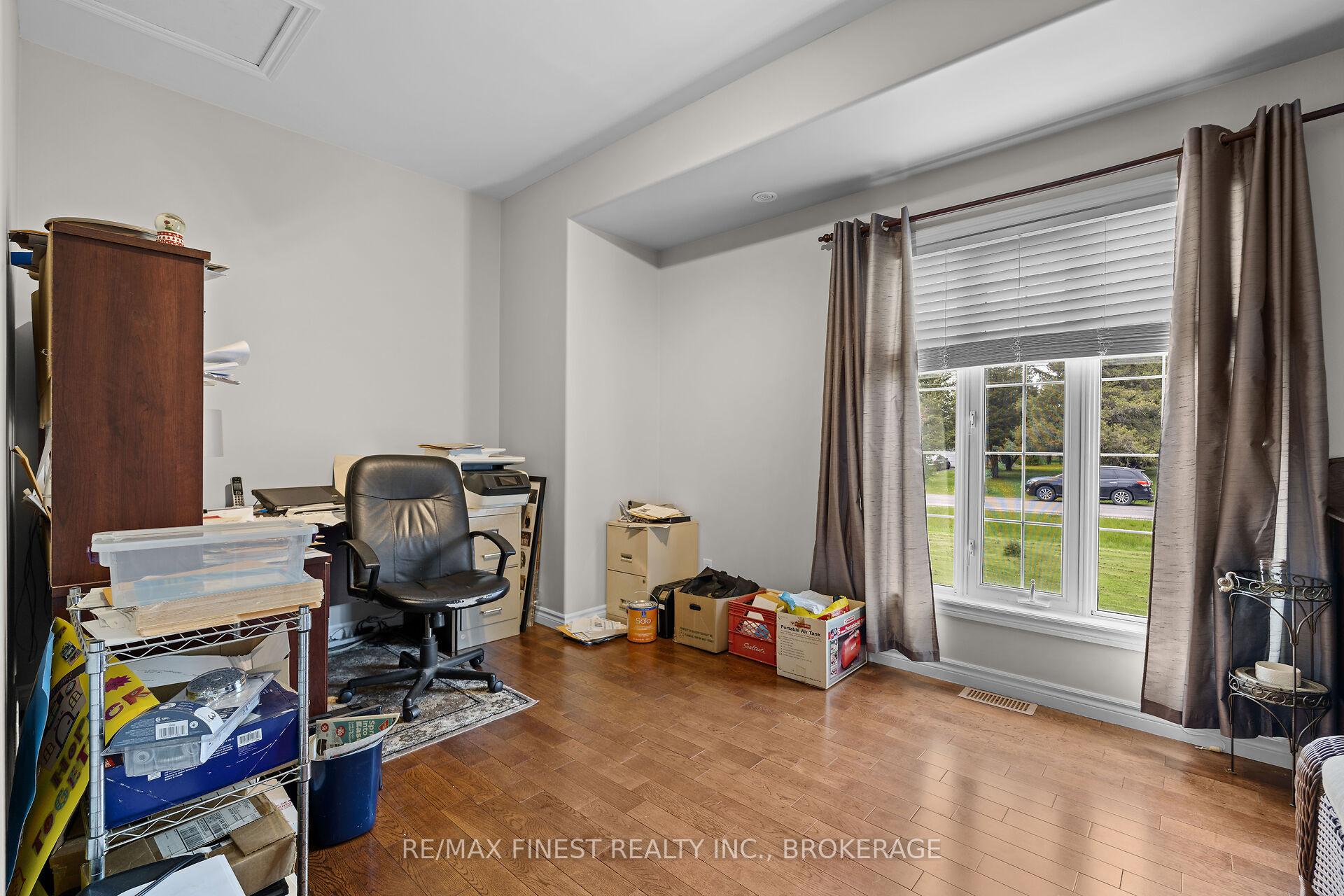 Photo 26 of 19 Dalgleish Avenue, Kingston, Kingston East (Incl Barret Crt) — HOMEH