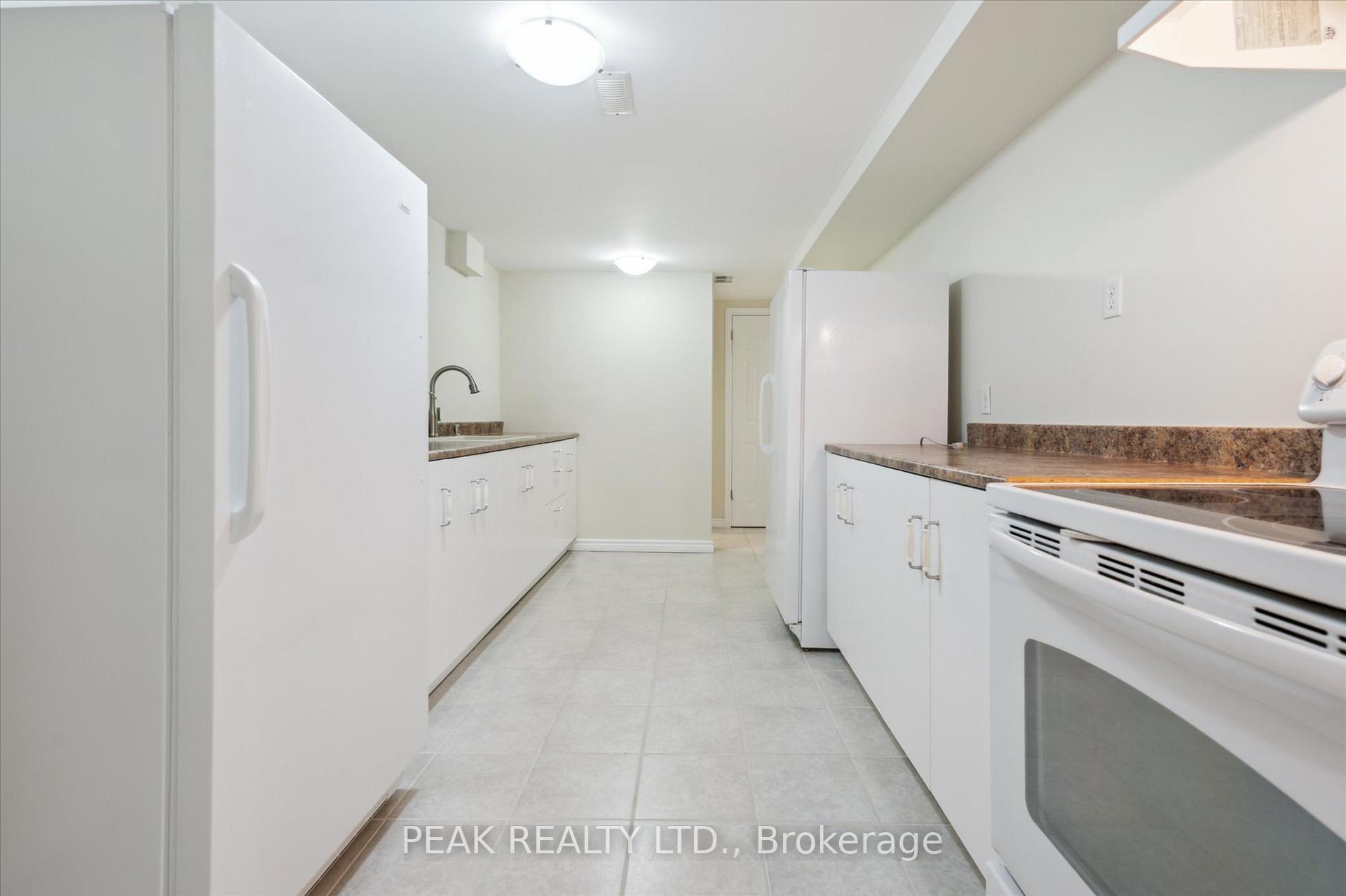 Photo 37 of 220 Colton Circle, Kitchener — HOMEH