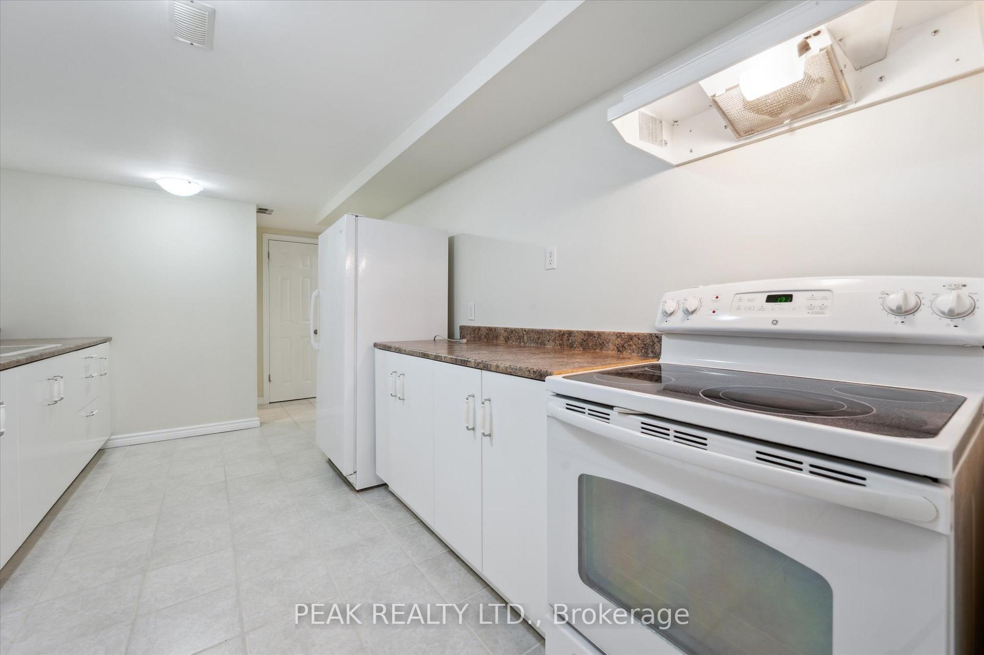 Photo 38 of 220 Colton Circle, Kitchener — HOMEH