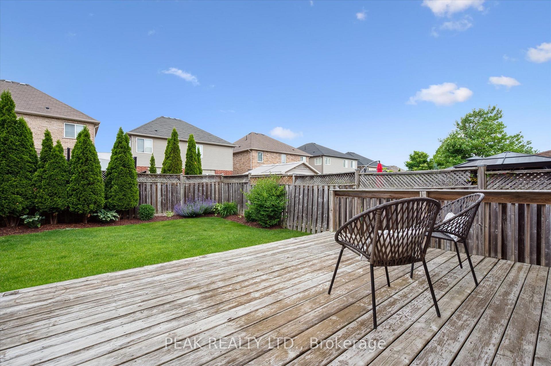 Photo 43 of 220 Colton Circle, Kitchener — HOMEH