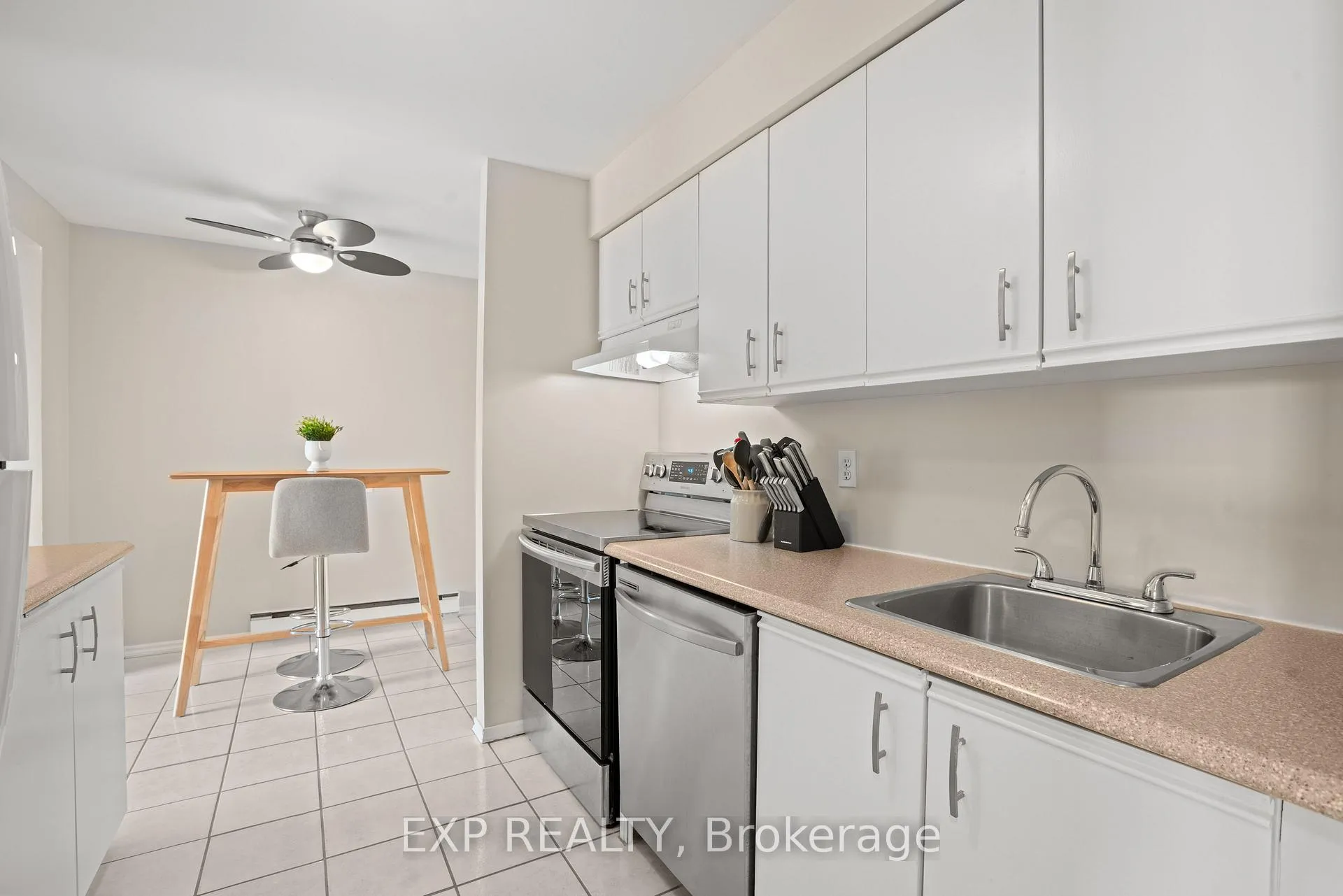 Photo 23 of Unit 77B, 754 St. Andre Drive, Ottawa, Hiawatha Park/Convent Glen — HOMEH