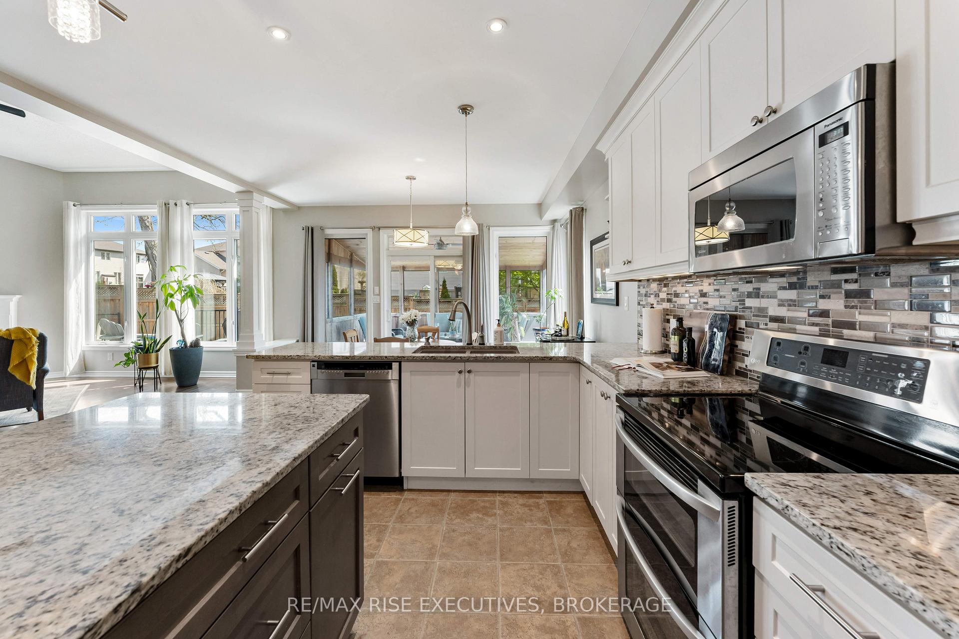Photo 10 of 1707 Reginald Bart Drive, Kingston, Kingston East (Incl Barret Crt) — HOMEH