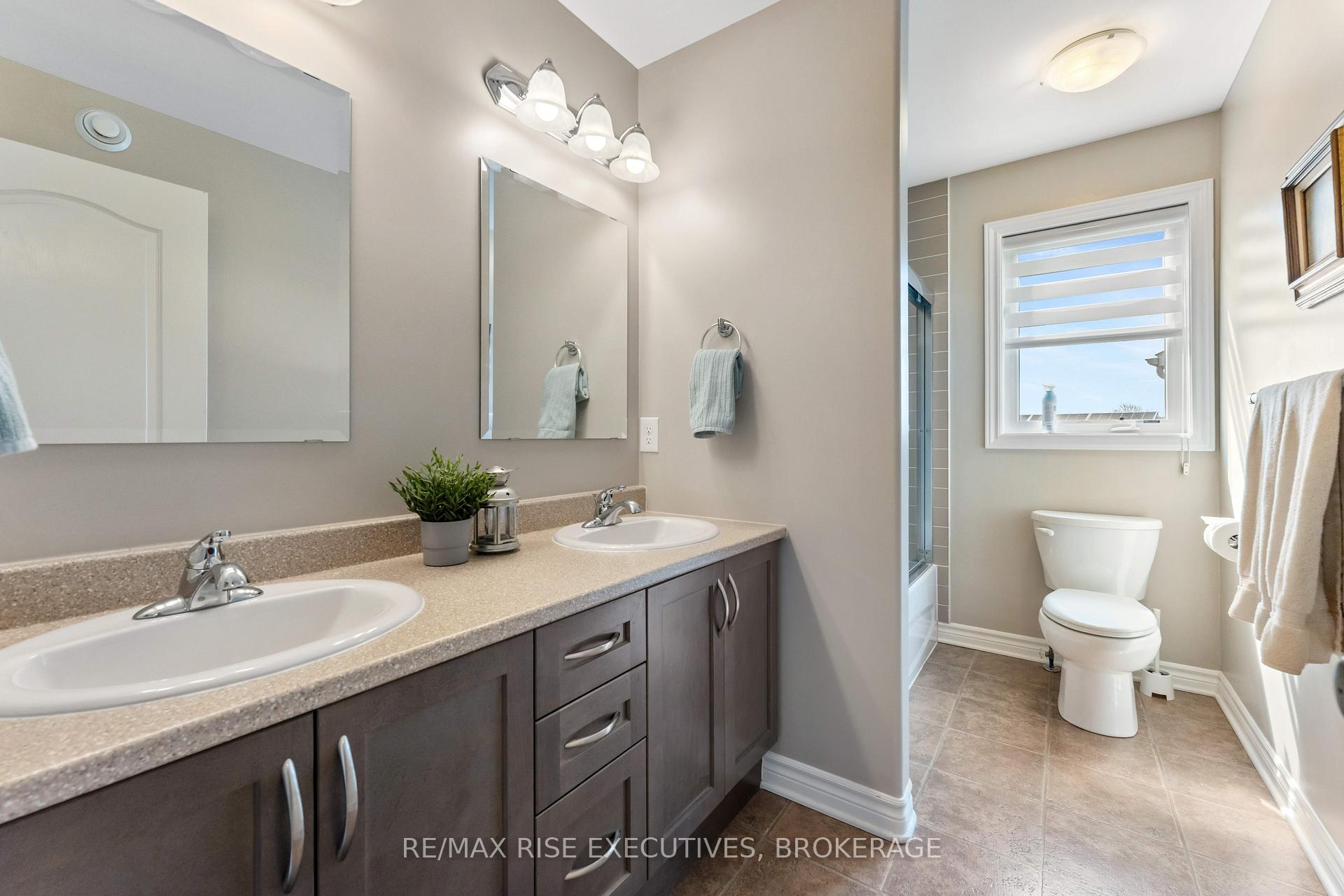 Photo 25 of 1707 Reginald Bart Drive, Kingston, Kingston East (Incl Barret Crt) — HOMEH