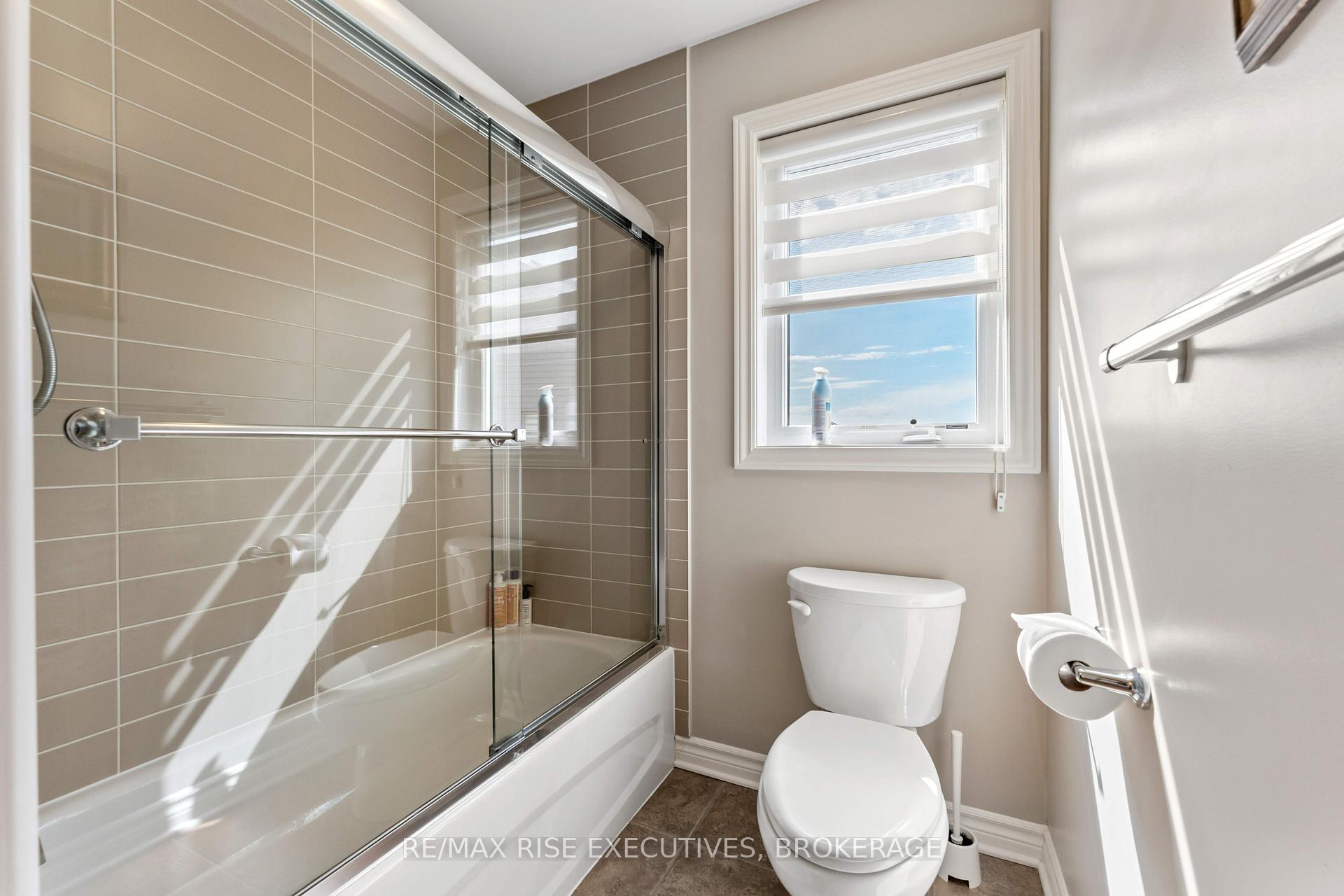 Photo 26 of 1707 Reginald Bart Drive, Kingston, Kingston East (Incl Barret Crt) — HOMEH
