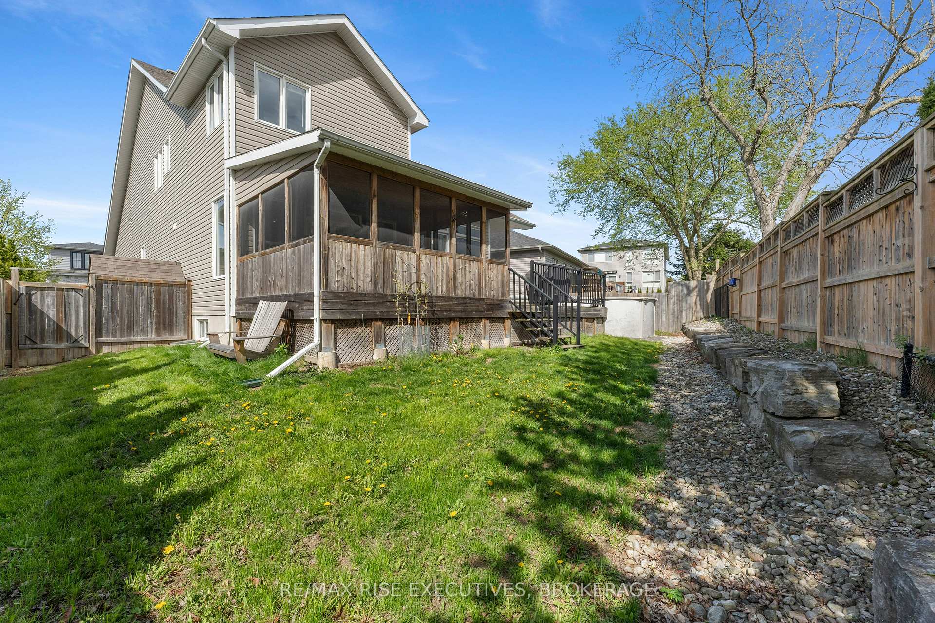 Photo 45 of 1707 Reginald Bart Drive, Kingston, Kingston East (Incl Barret Crt) — HOMEH