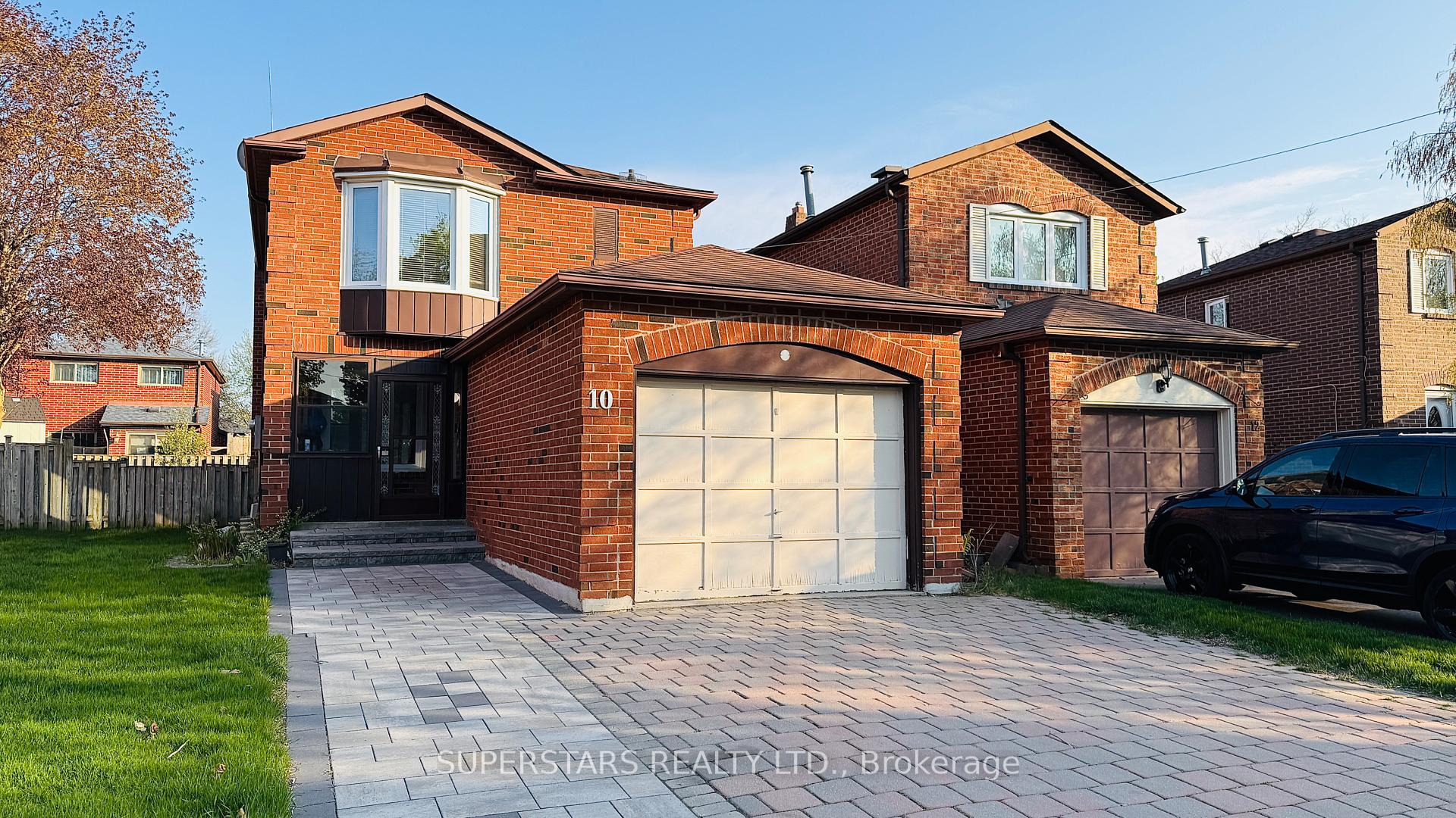 Photo 2 of Unit Bedroom 1, 10 Marlow Crescent, Markham, Markville — HOMEH