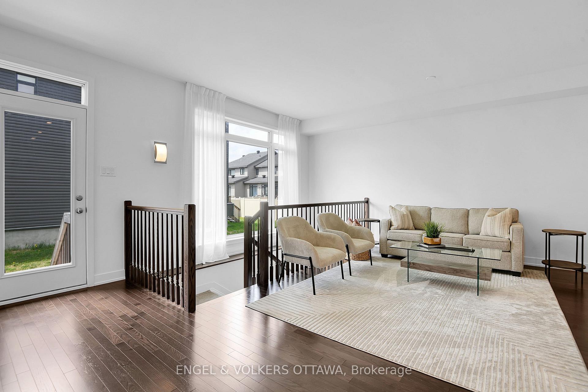 Photo 7 of 266 Monticello Avenue, Ottawa, Kanata - Emerald Meadows/Trailwest — HOMEH