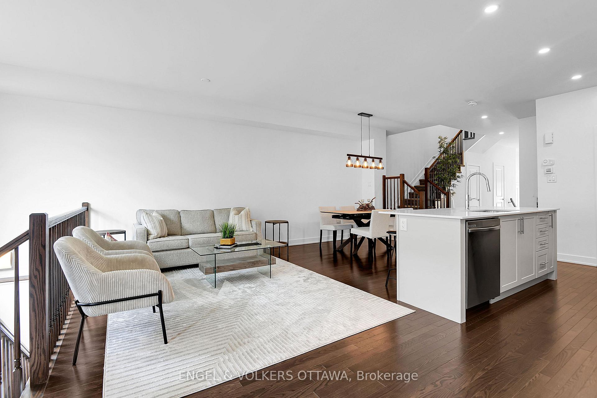 Photo 8 of 266 Monticello Avenue, Ottawa, Kanata - Emerald Meadows/Trailwest — HOMEH
