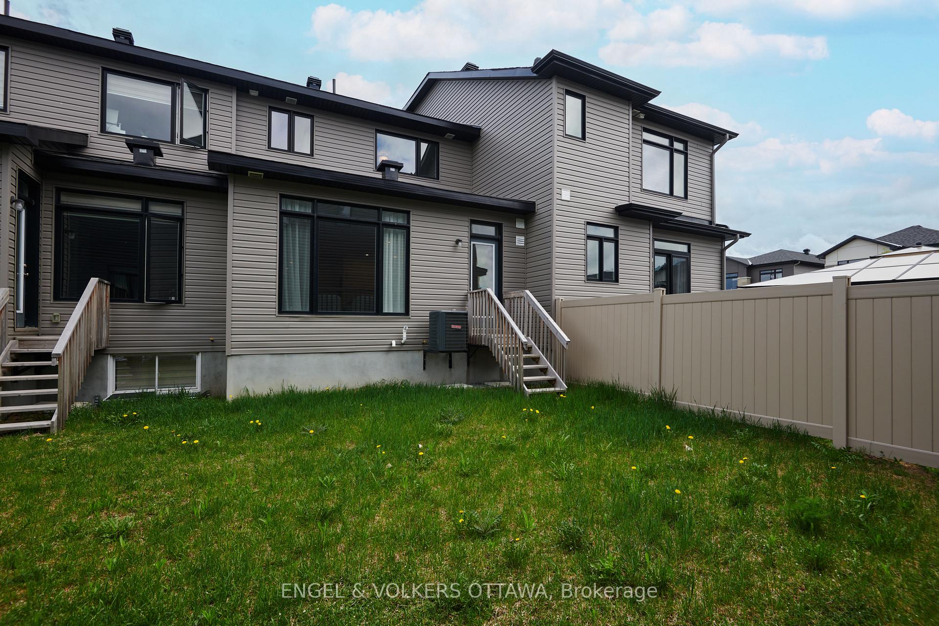 Photo 26 of 266 Monticello Avenue, Ottawa, Kanata - Emerald Meadows/Trailwest — HOMEH