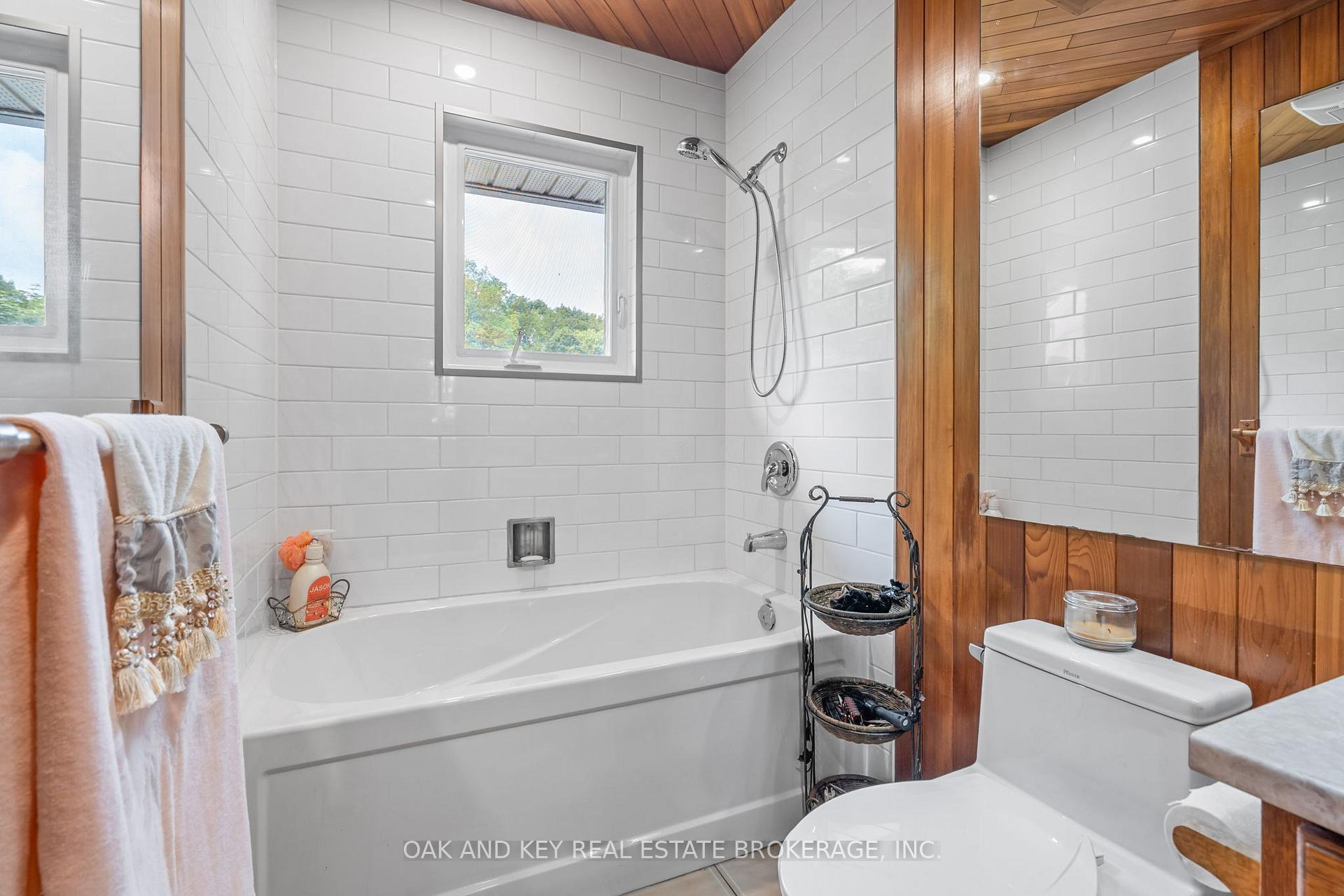 Photo 25 of 3603 Springer Road, Middlesex Centre, Delaware Town — HOMEH