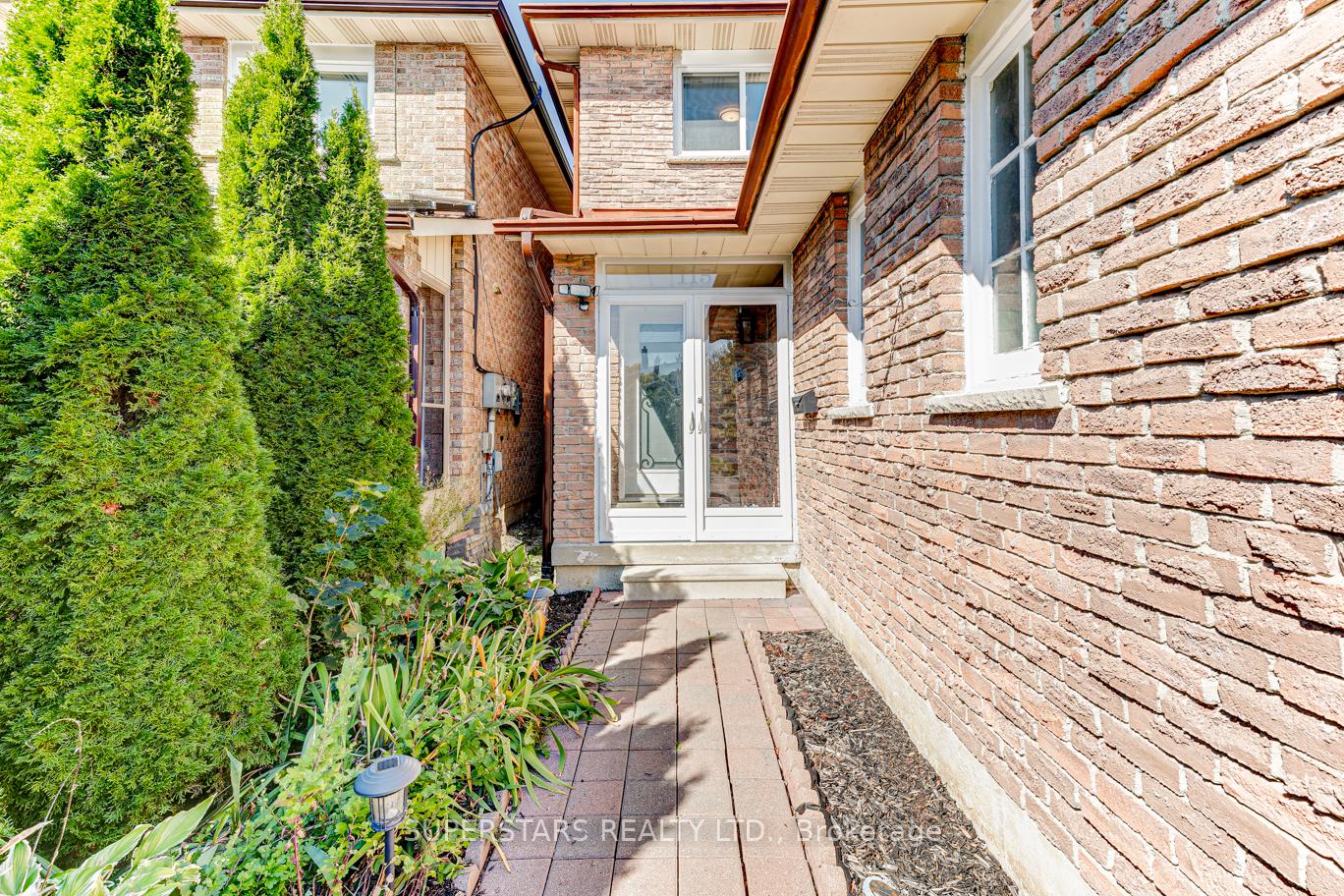 Photo 2 of 115 Major Button's Drive, Markham, Sherwood-Amberglen — HOMEH