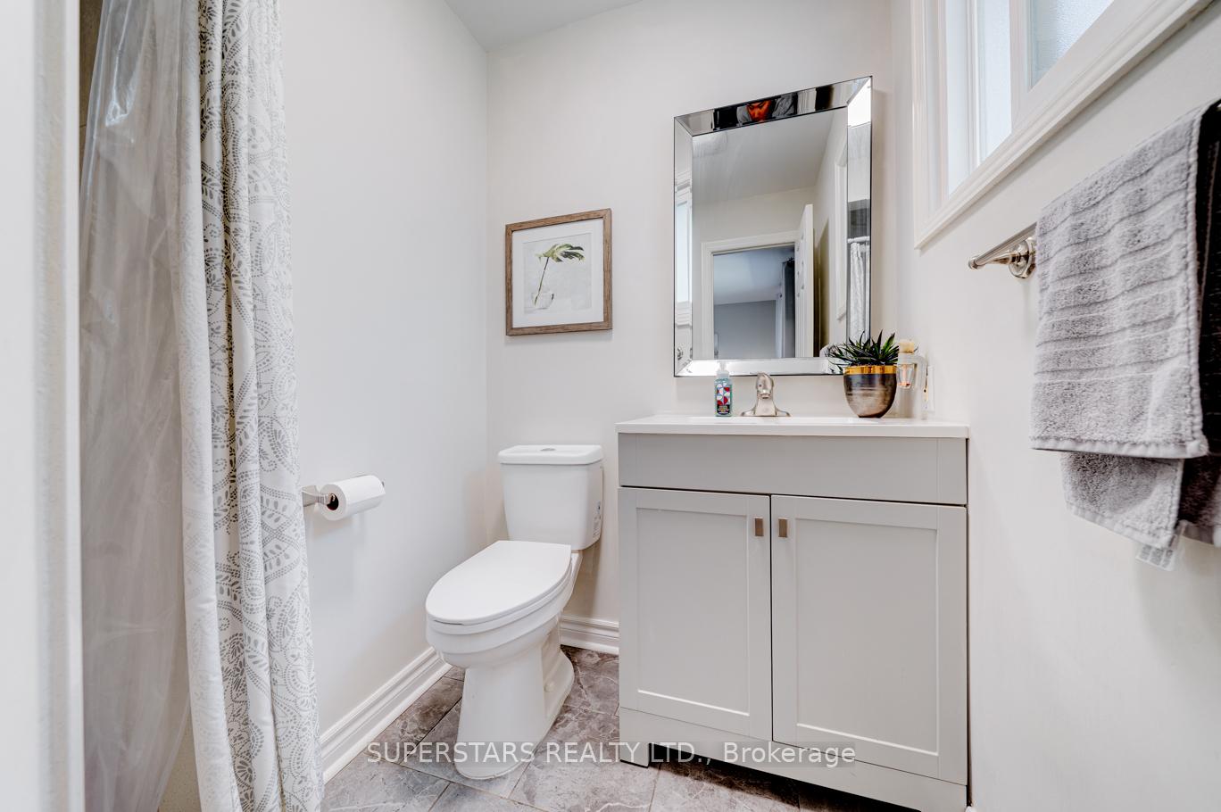 Photo 15 of 115 Major Button's Drive, Markham, Sherwood-Amberglen — HOMEH