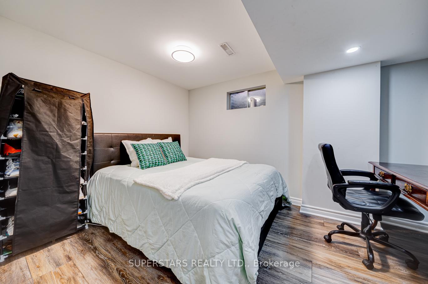 Photo 23 of 115 Major Button's Drive, Markham, Sherwood-Amberglen — HOMEH