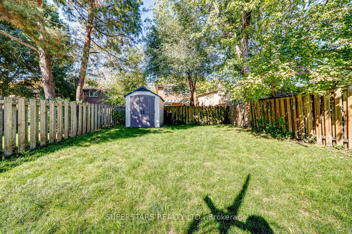Photo 28 of 115 Major Button's Drive, Markham, Sherwood-Amberglen — HOMEH