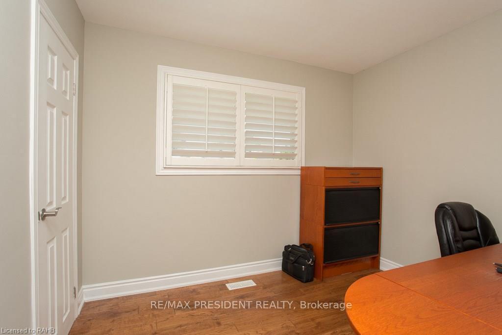 Photo 10 of 46 East Street, Hamilton, Winona Park — HOMEH