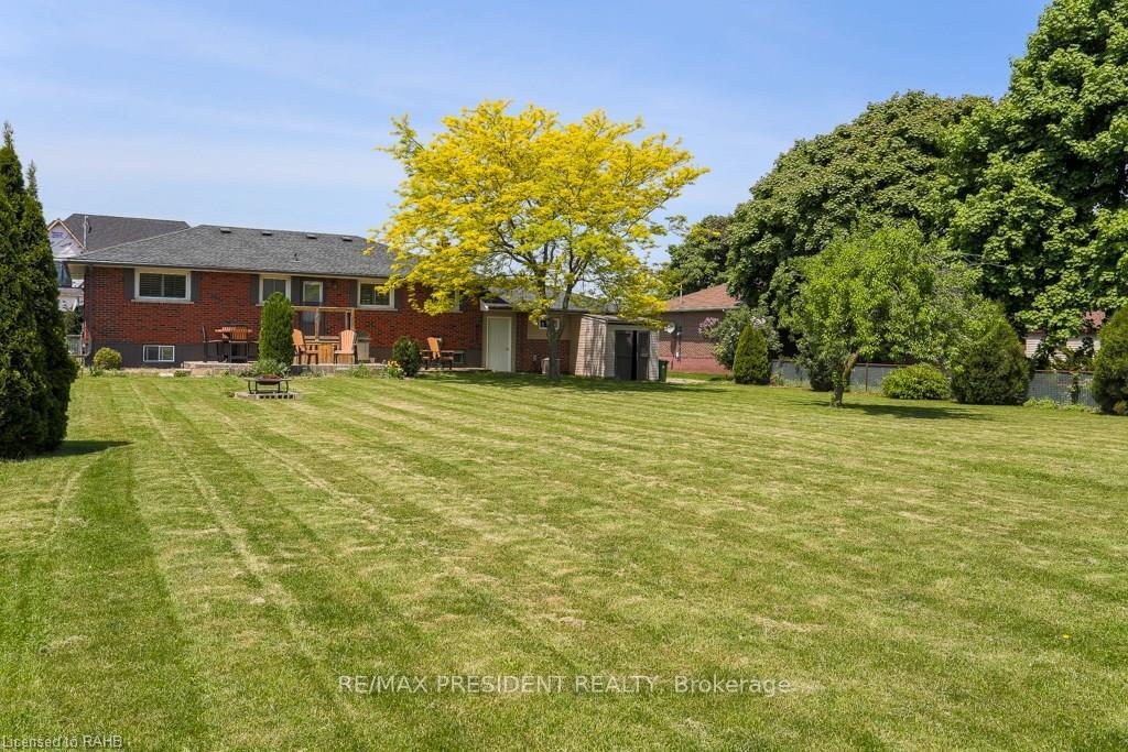 Photo 12 of 46 East Street, Hamilton, Winona Park — HOMEH