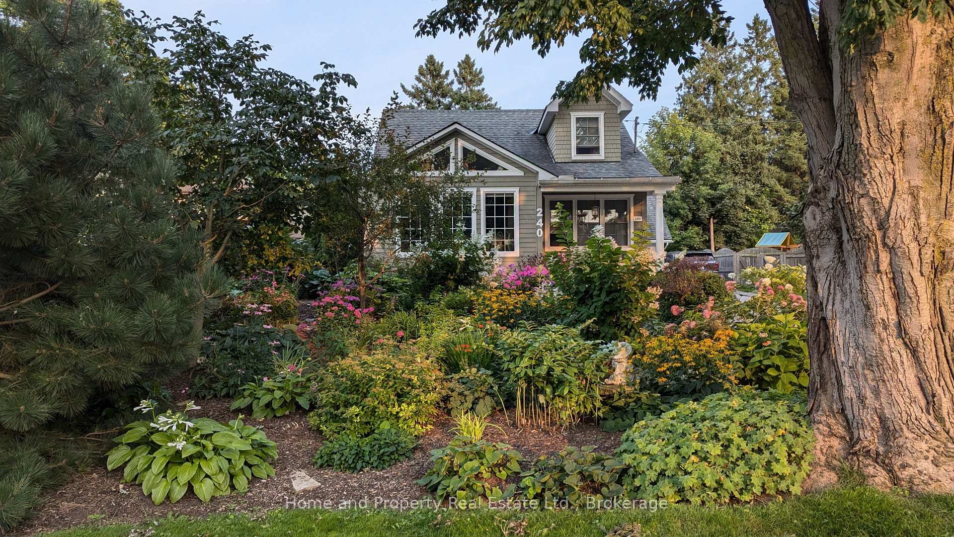 Photo 5 of 240 Queen Street N, Minto — HOMEH