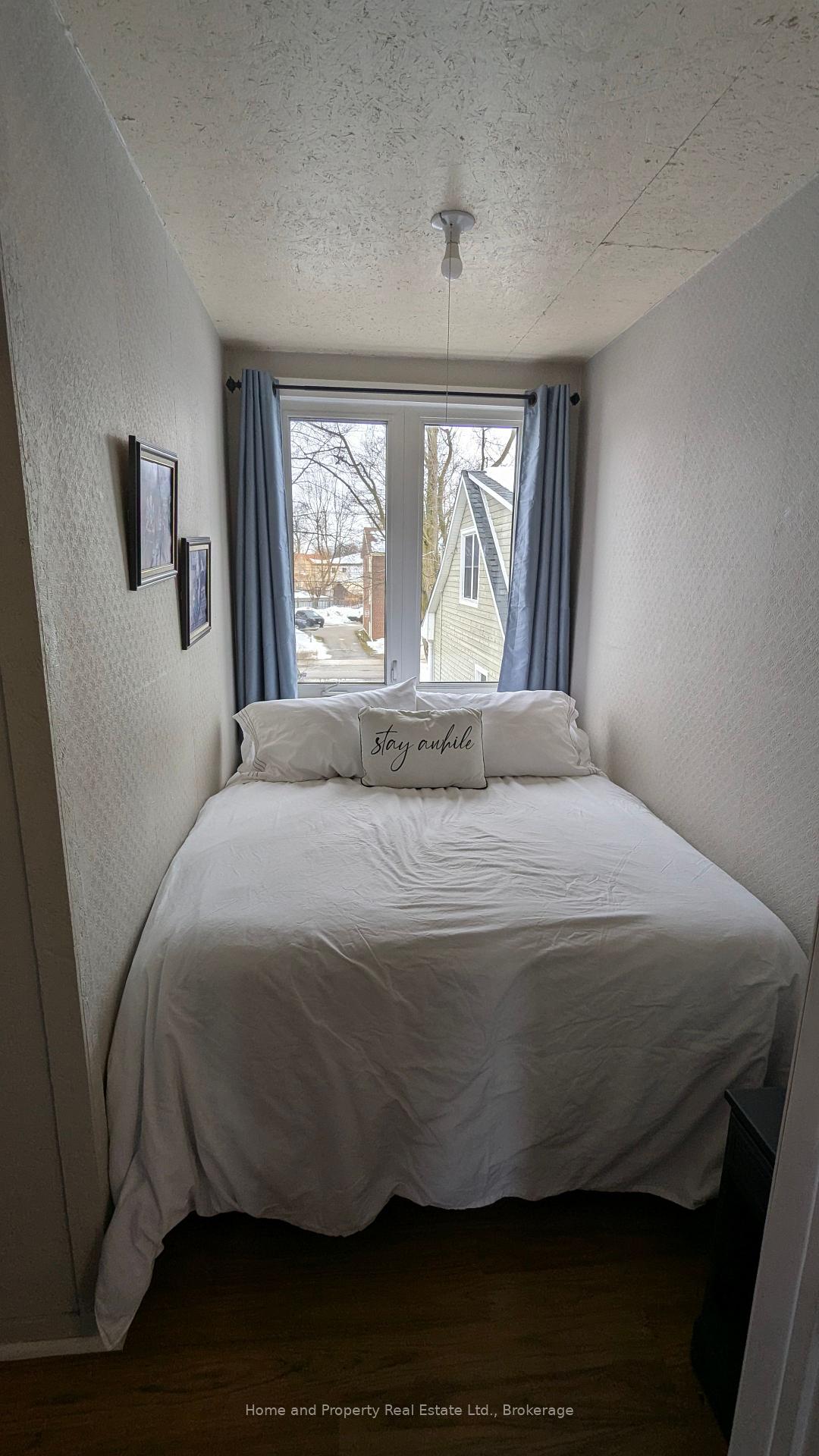 Photo 32 of 240 Queen Street N, Minto — HOMEH