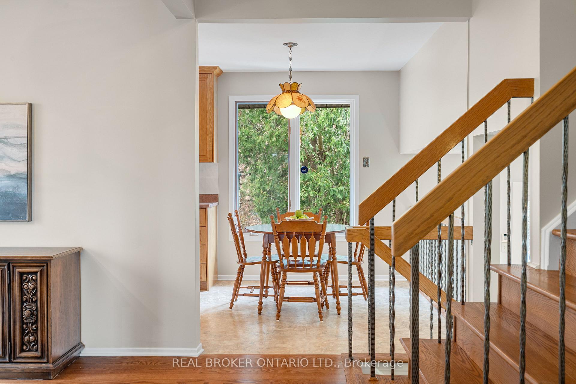 Photo 10 of 127 Chimo Drive, Ottawa, Kanata - Katimavik — HOMEH