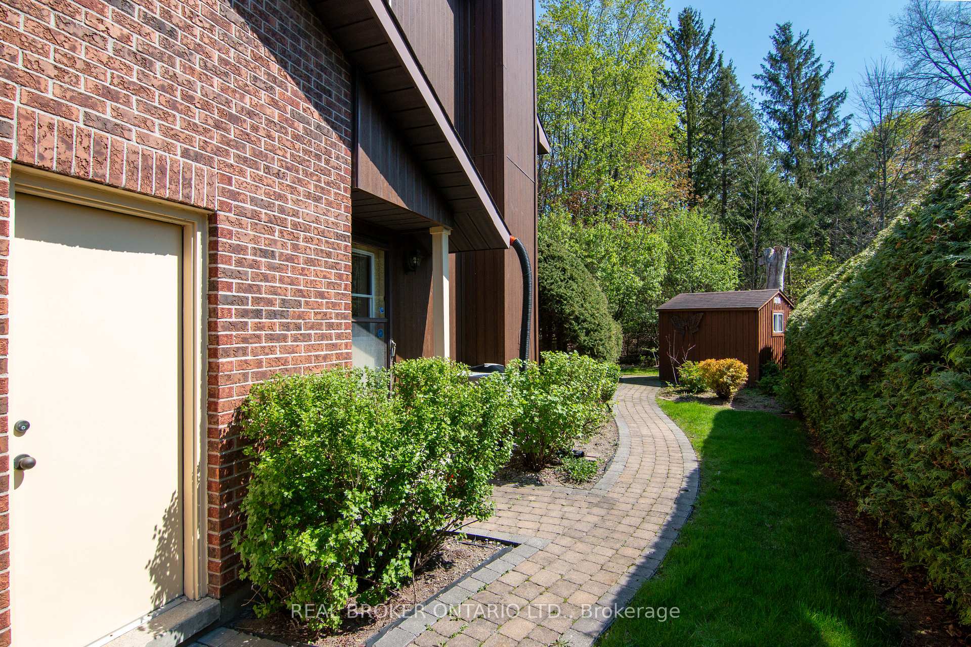 Photo 48 of 127 Chimo Drive, Ottawa, Kanata - Katimavik — HOMEH