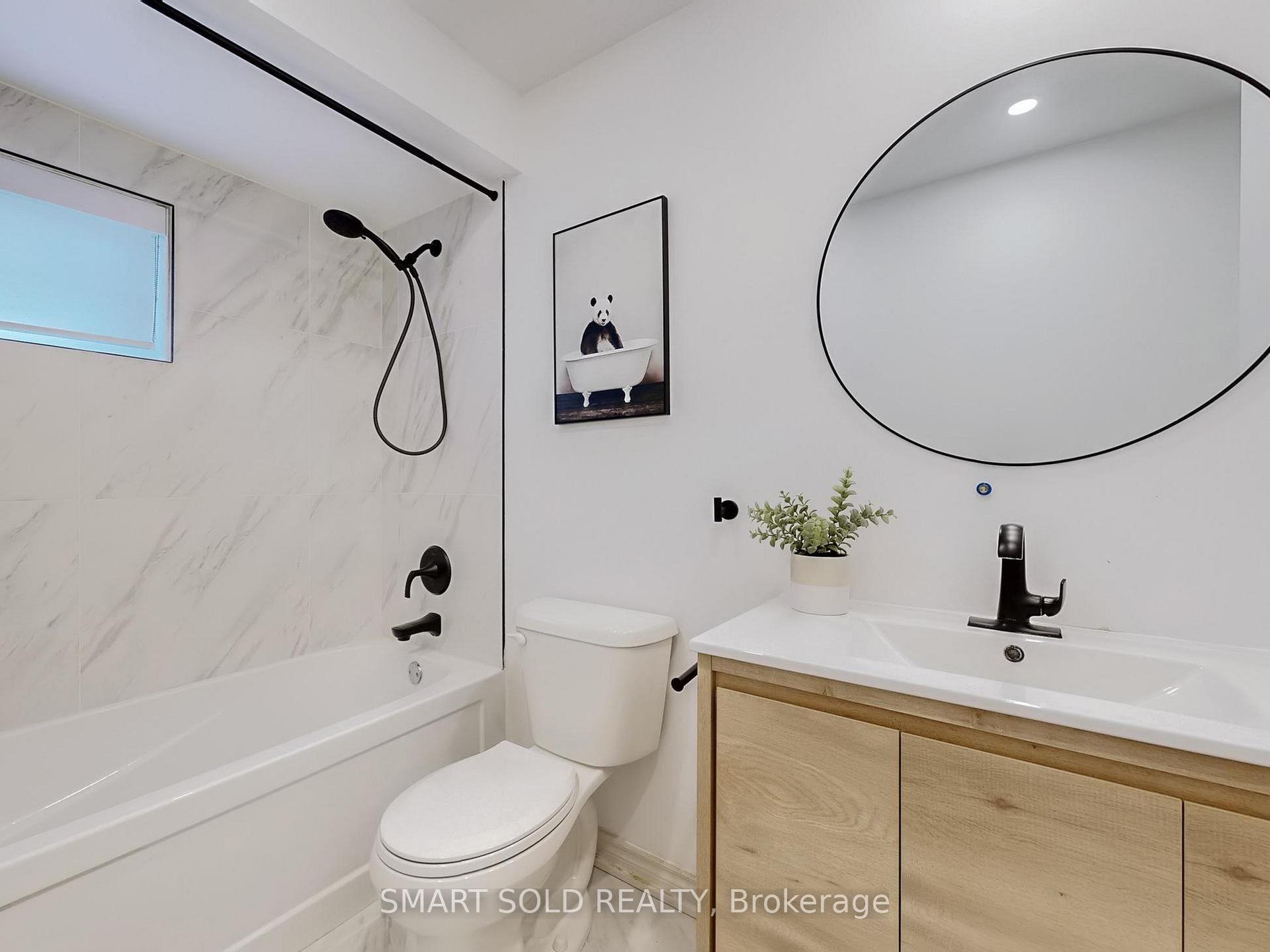 Photo 18 of 30 Crispin Court, Markham, Buttonville — HOMEH
