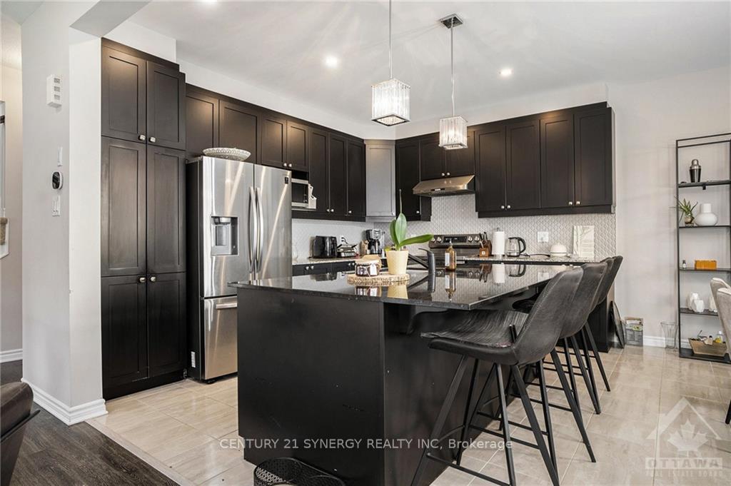Photo 13 of 217 Cranesbill Road, Ottawa, Kanata - Emerald Meadows/Trailwest — HOMEH