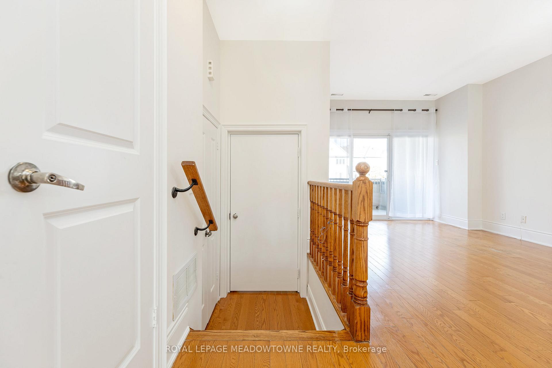 Photo 8 of Unit Upper, 9105 Derry Road W, Milton, Clarke — HOMEH