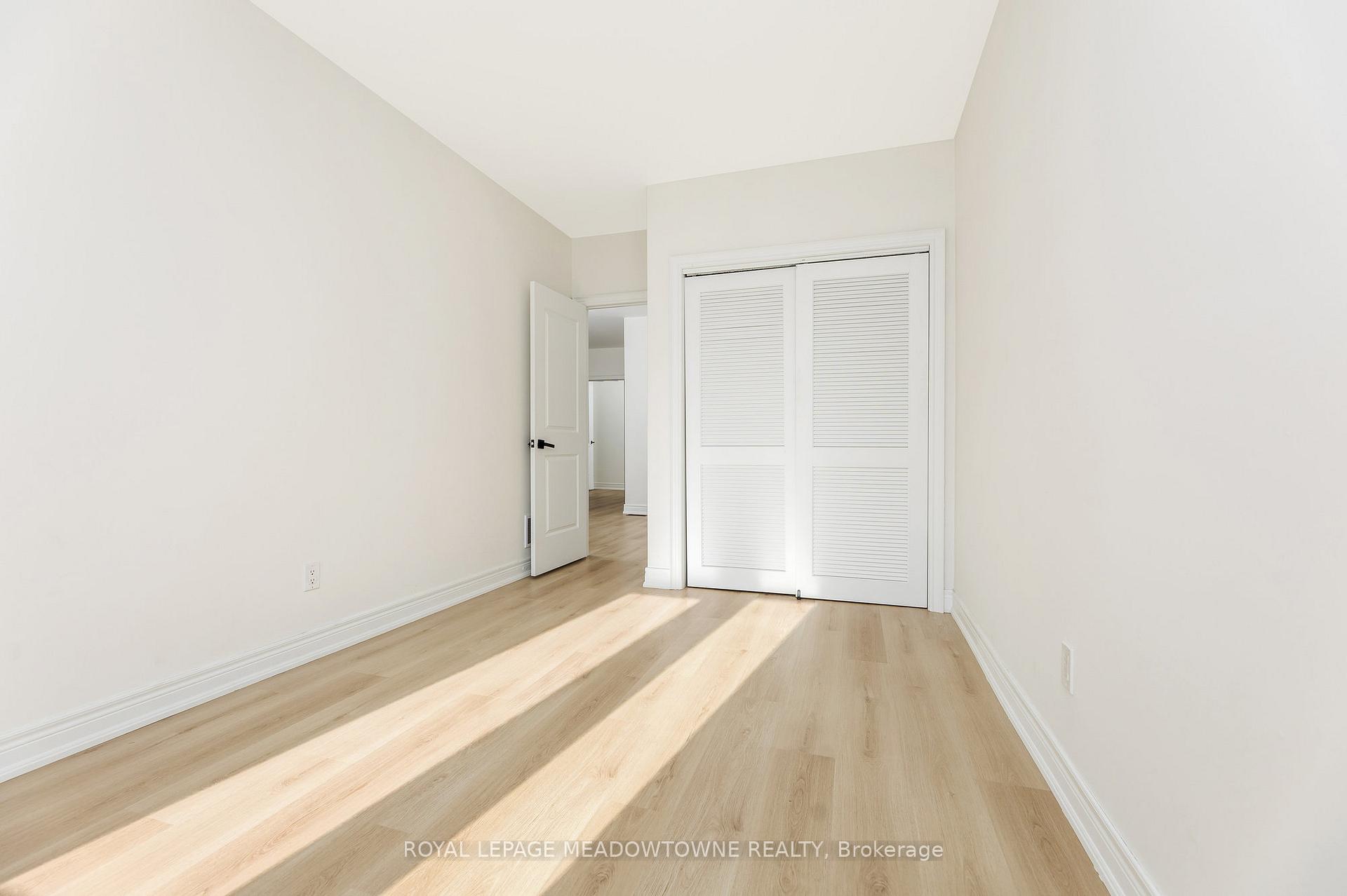 Photo 36 of Unit Upper, 9105 Derry Road W, Milton, Clarke — HOMEH