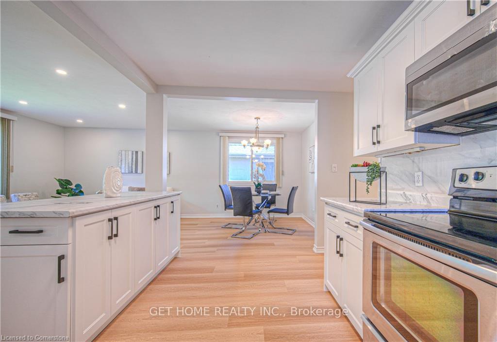 Photo 16 of 86 Queenston Drive, Kitchener — HOMEH