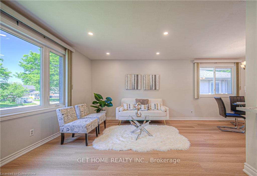 Photo 17 of 86 Queenston Drive, Kitchener — HOMEH