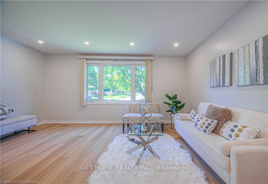 Photo 18 of 86 Queenston Drive, Kitchener — HOMEH