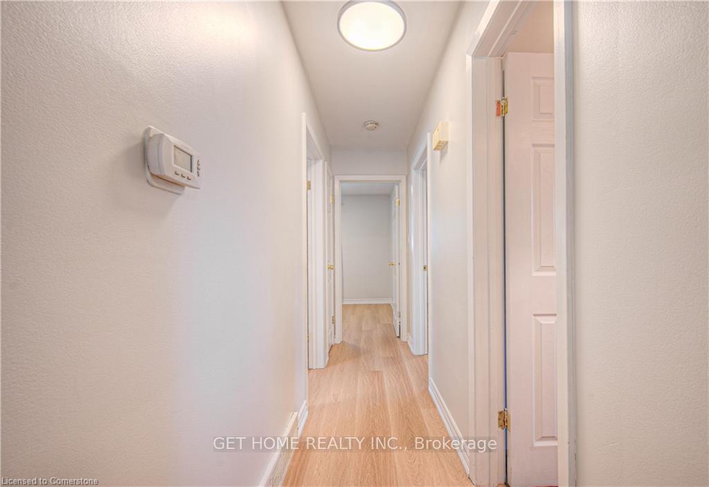 Photo 21 of 86 Queenston Drive, Kitchener — HOMEH