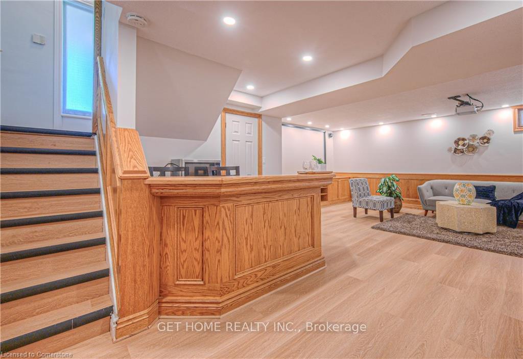 Photo 27 of 86 Queenston Drive, Kitchener — HOMEH