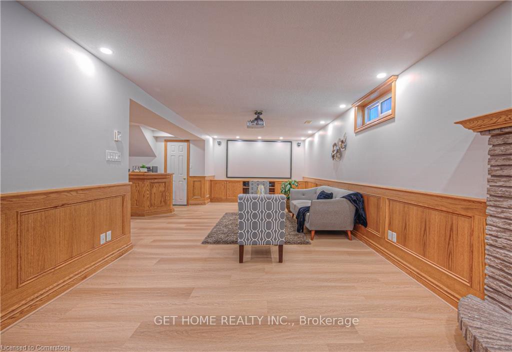 Photo 34 of 86 Queenston Drive, Kitchener — HOMEH