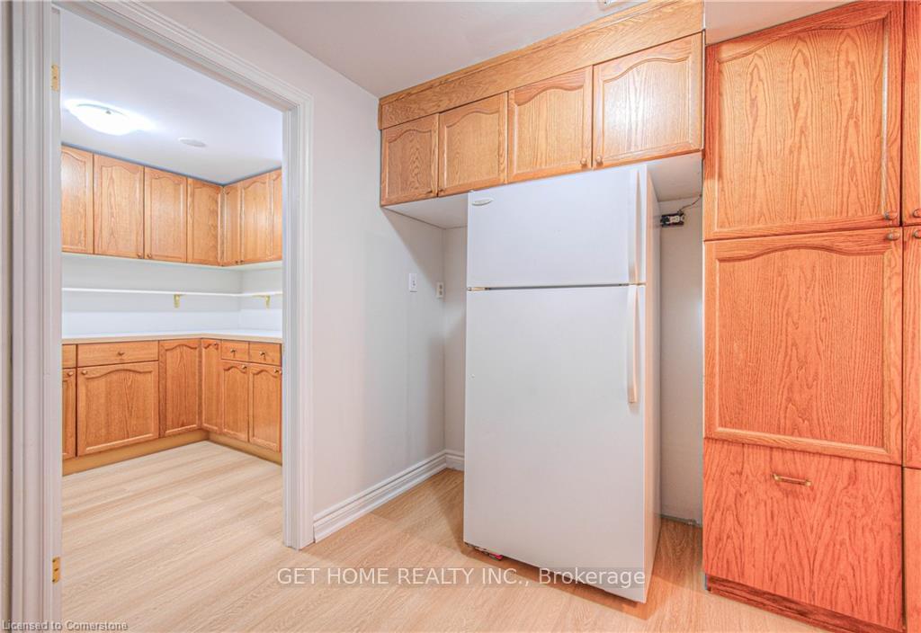 Photo 37 of 86 Queenston Drive, Kitchener — HOMEH