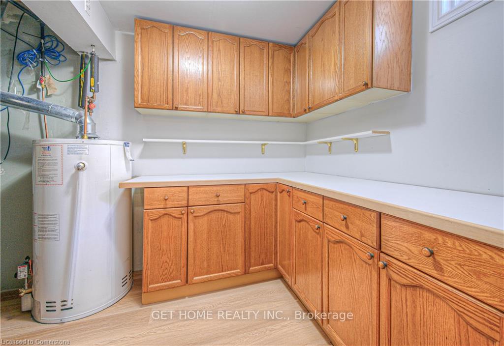 Photo 38 of 86 Queenston Drive, Kitchener — HOMEH