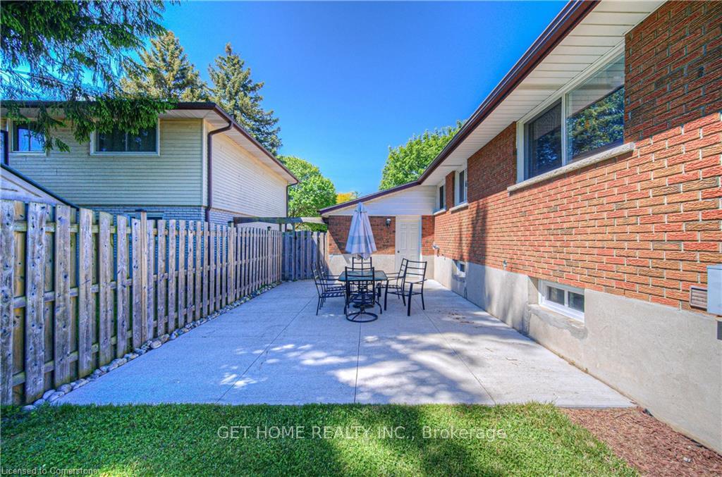 Photo 47 of 86 Queenston Drive, Kitchener — HOMEH