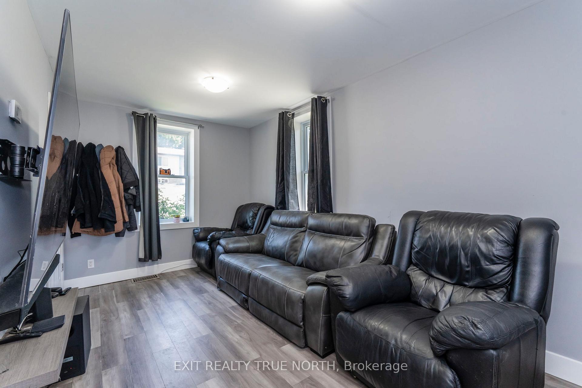 Photo 7 of 192 Manly Street, Midland — HOMEH