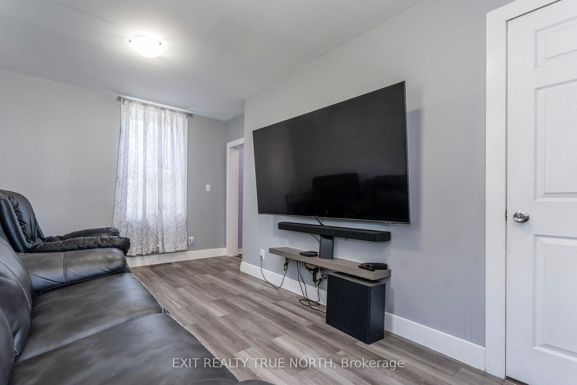 Photo 8 of 192 Manly Street, Midland — HOMEH