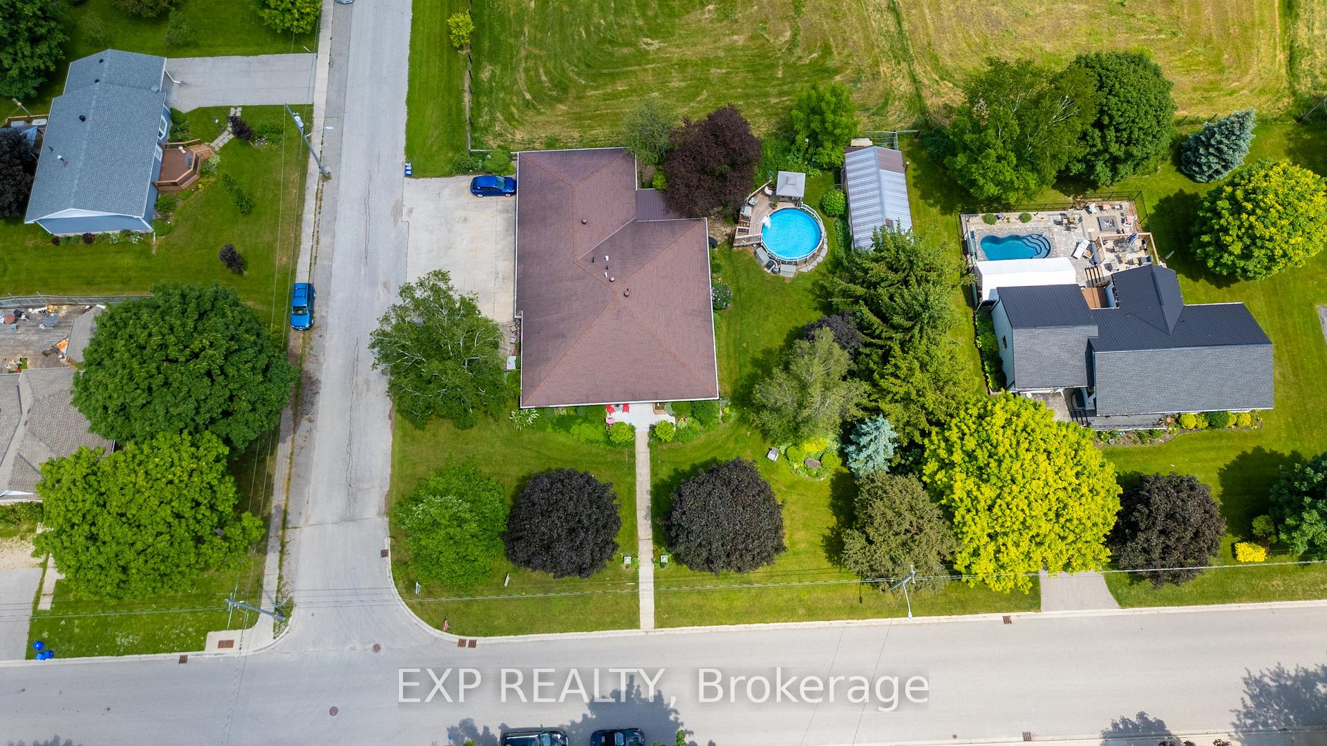 Photo 2 of 43 George Street S, Minto — HOMEH