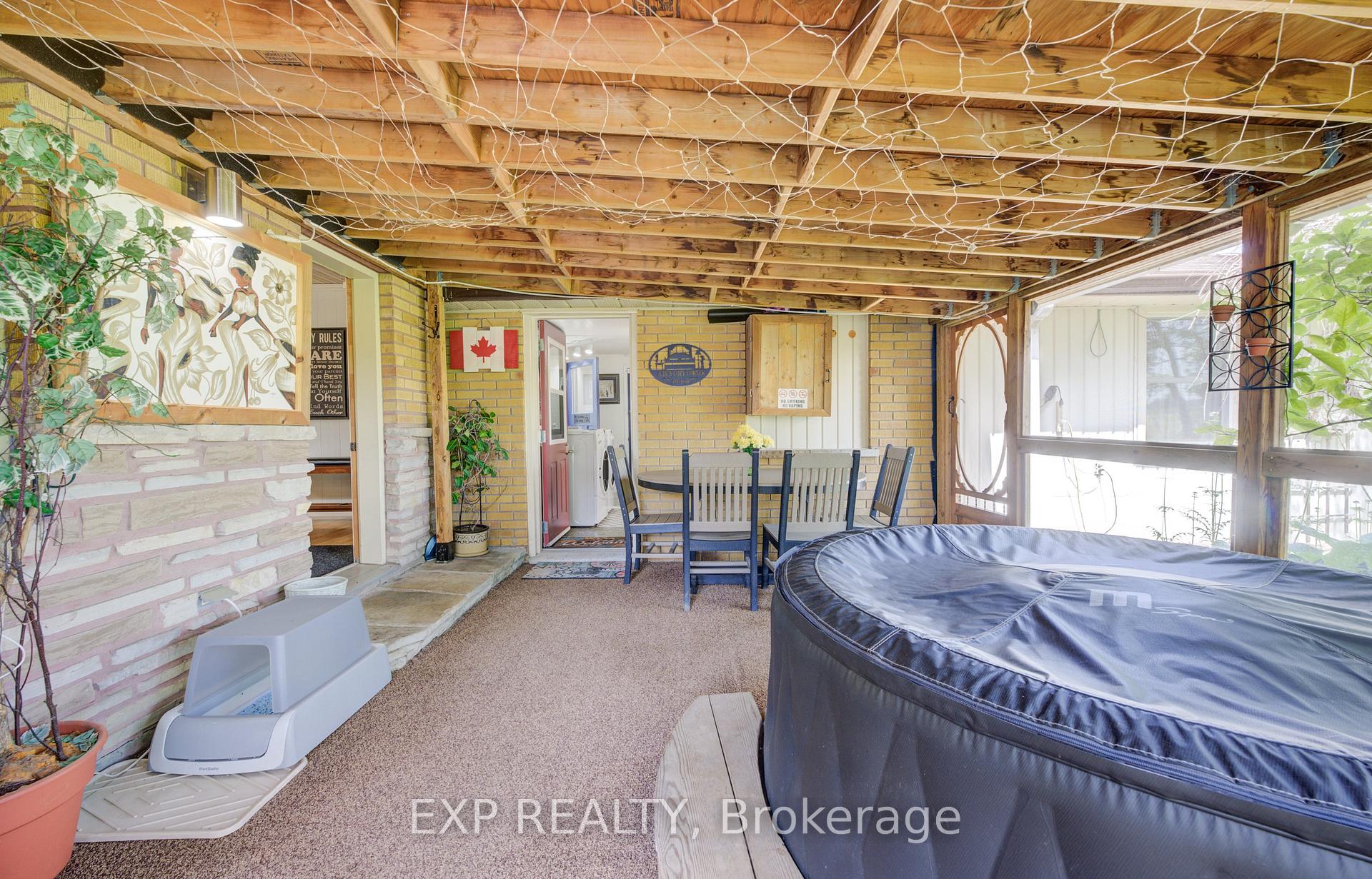 Photo 12 of 43 George Street S, Minto — HOMEH