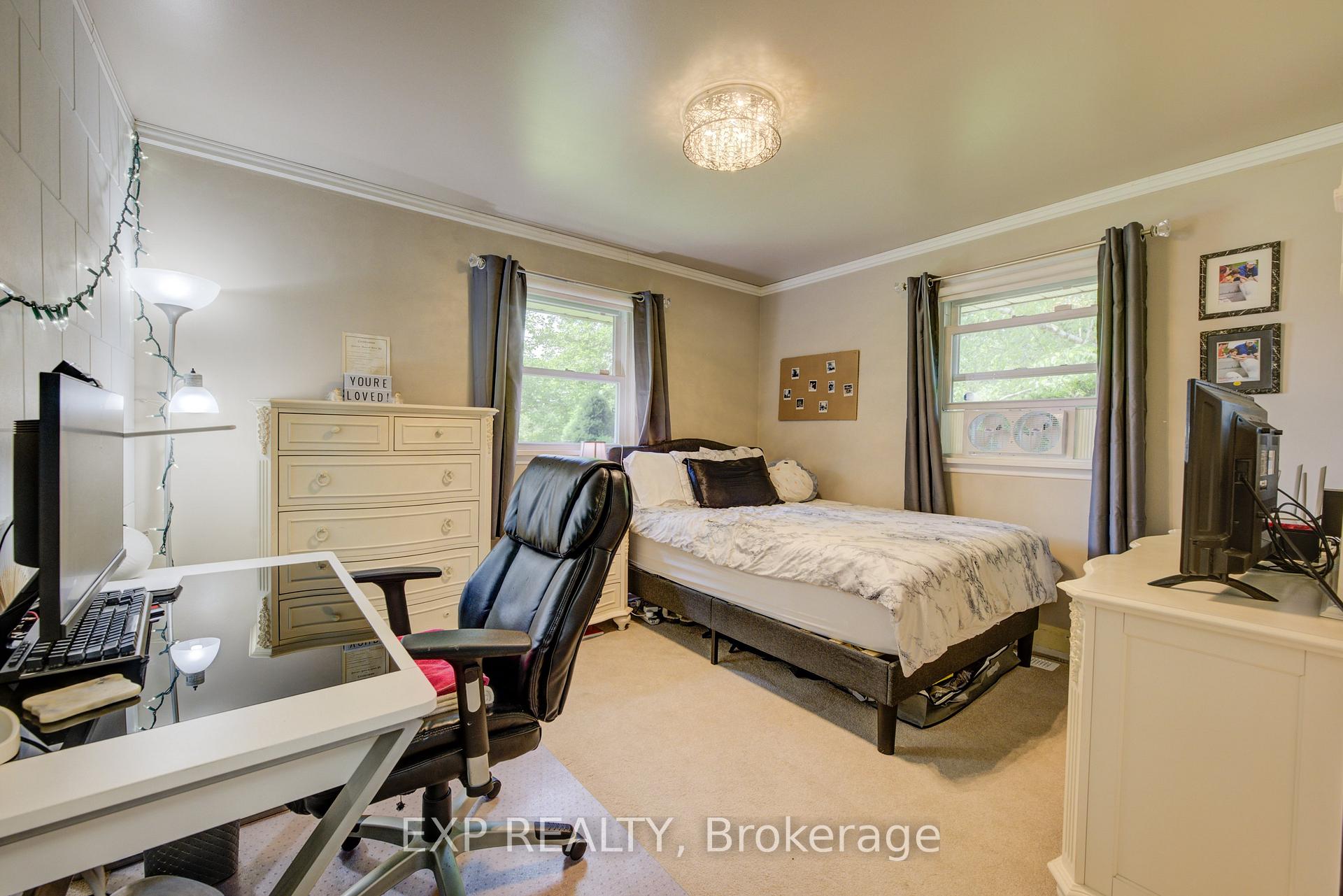 Photo 13 of 43 George Street S, Minto — HOMEH