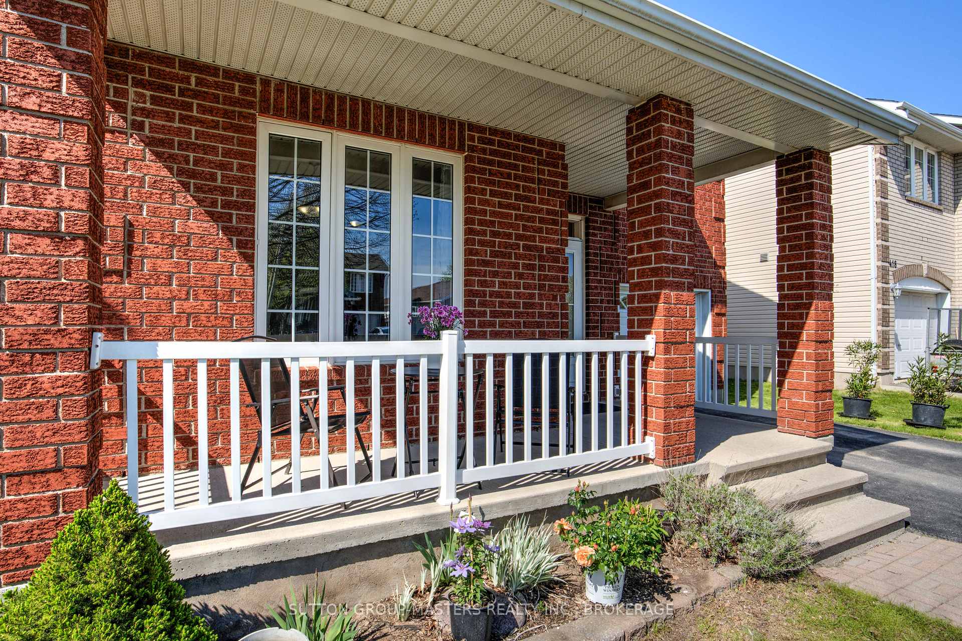 Photo 2 of 422 Cooke Crescent, Kingston, City Northwest — HOMEH