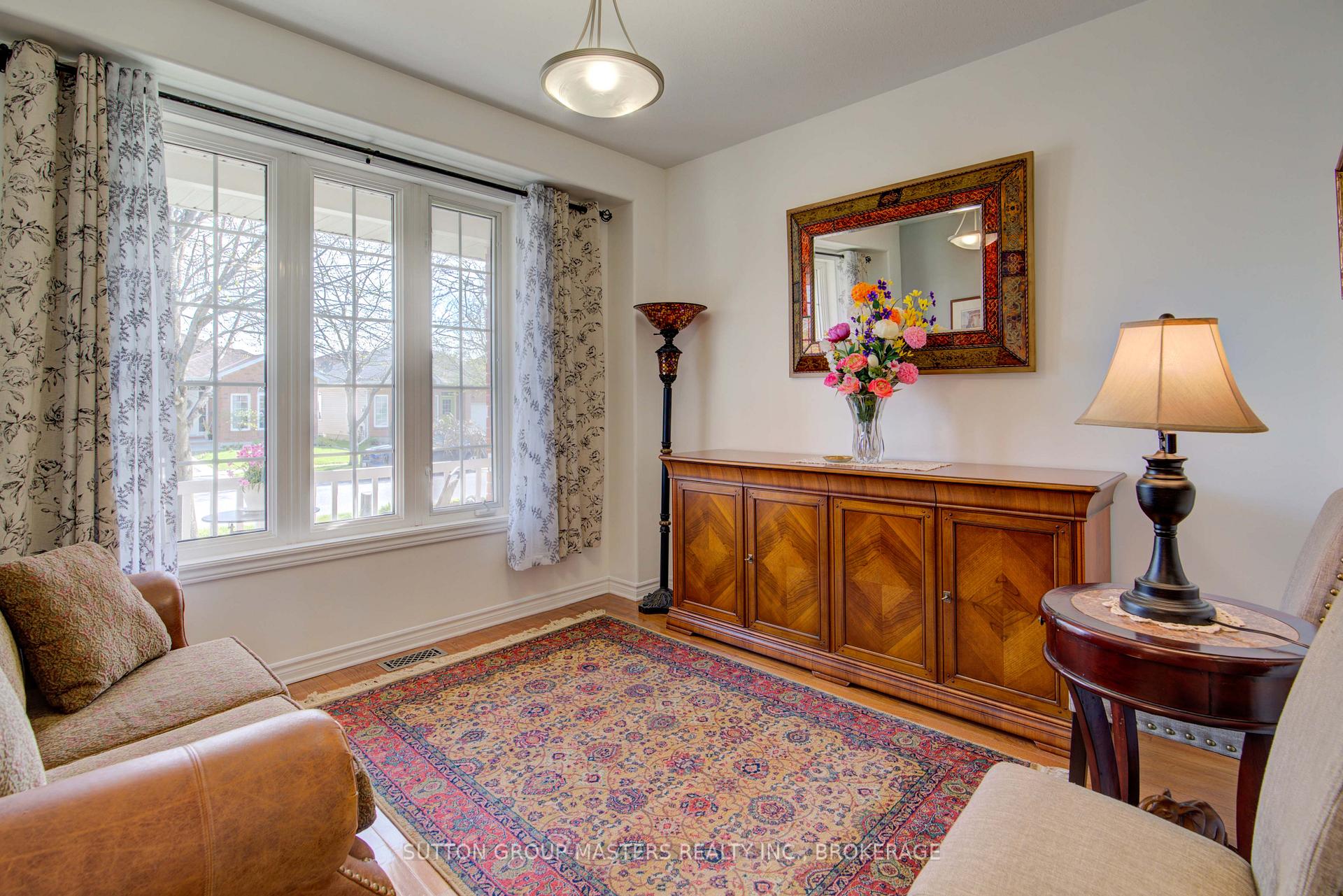 Photo 5 of 422 Cooke Crescent, Kingston, City Northwest — HOMEH